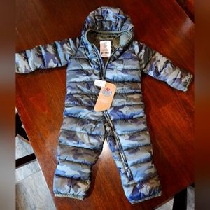 Baby gap snowsuit 12-18 month camo